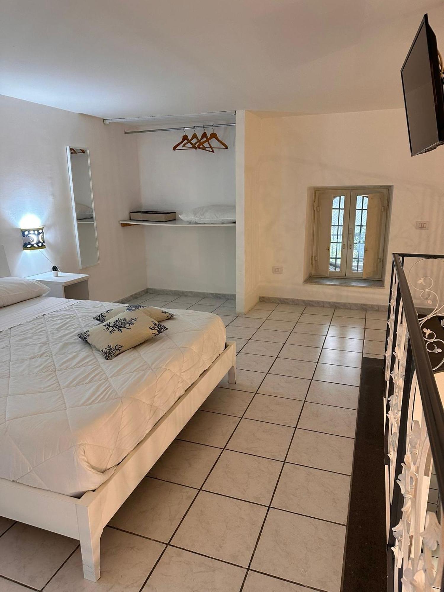 Mediterraneo Apartment Ercolano Bagian luar foto